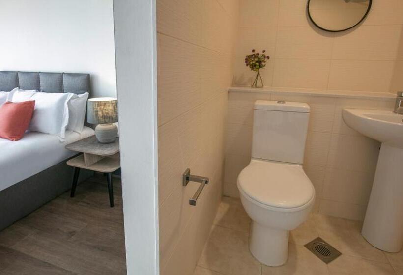 Dockside Aparthotel, Best Western Signature Collection