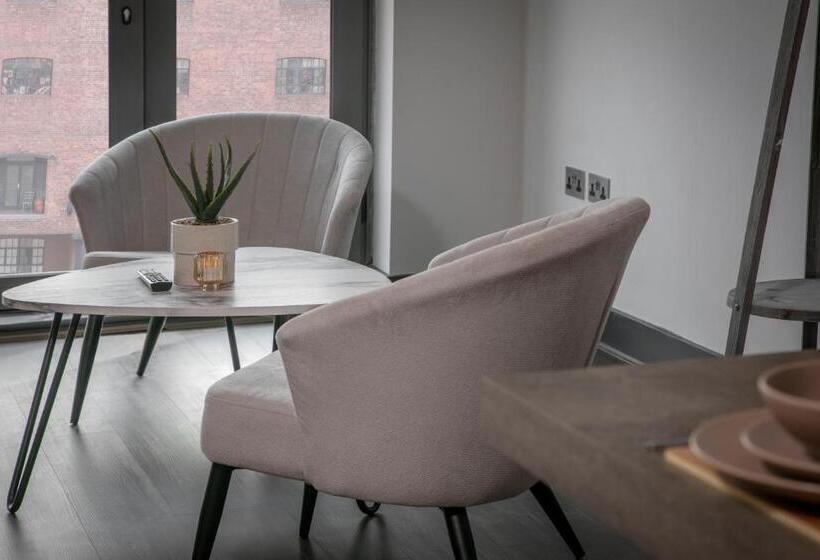 Dockside Aparthotel, Best Western Signature Collection