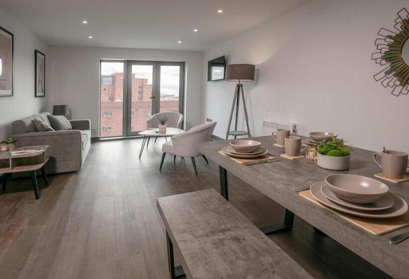 Dockside Aparthotel, Best Western Signature Collection