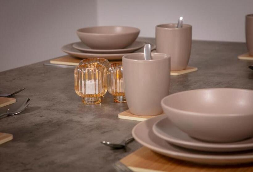 Dockside Aparthotel, Best Western Signature Collection