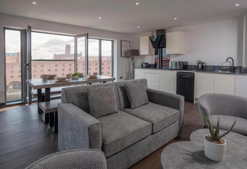 Dockside Aparthotel, Best Western Signature Collection