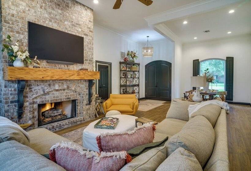 Elegant Baton Rouge Home W/ Yard ~ 3 Mi To Lsu!