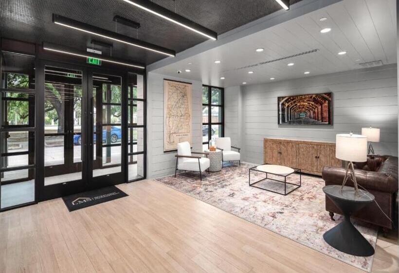 Elevate 758 By Landing