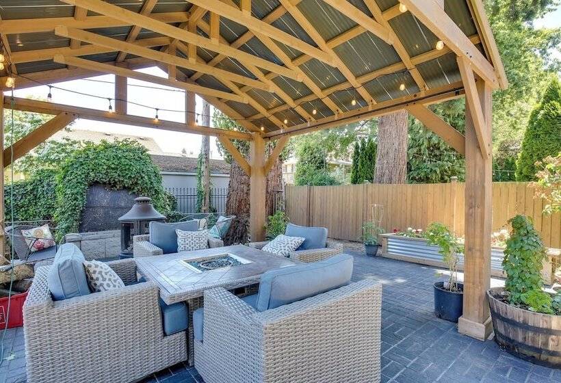 6 Mi To Autzen Stadium: Eugene Home W/ Gazebo