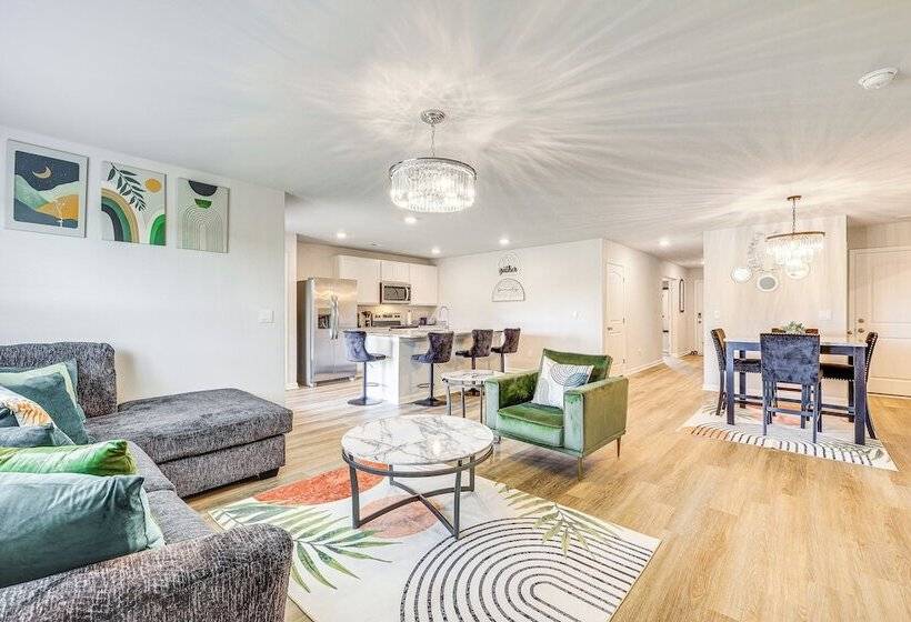 Family Friendly Triana Home Near Redstone Arsenal!