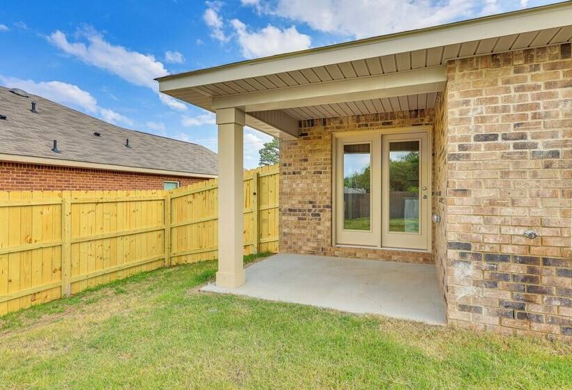 Family Friendly Triana Home Near Redstone Arsenal!