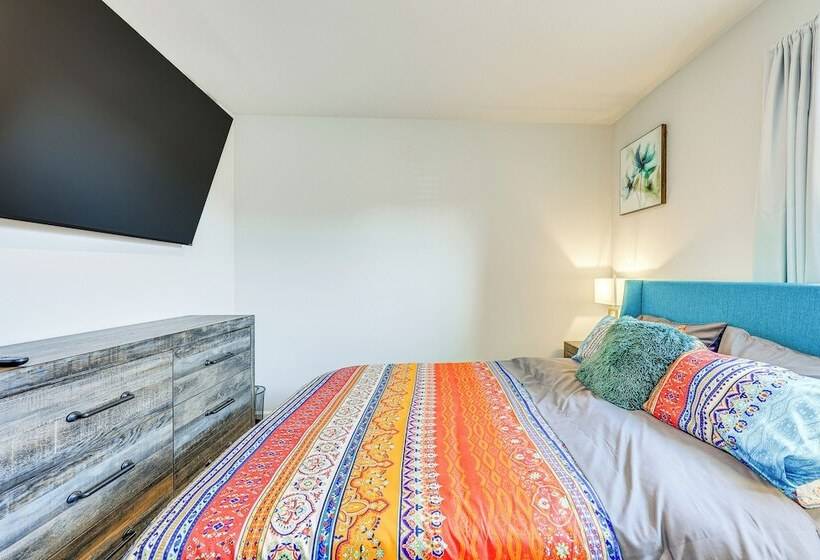 Family Friendly Triana Home Near Redstone Arsenal!