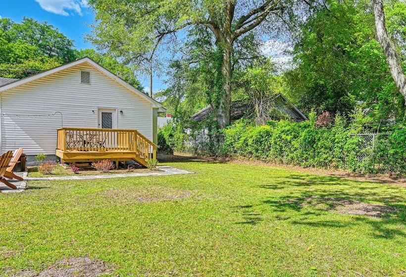 Private Hot Tub & Cold Plunge: Fayetteville Gem!