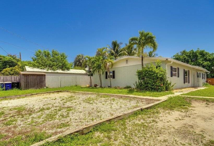 Fort Pierce Home W/ Fenced Yard, Near Beaches