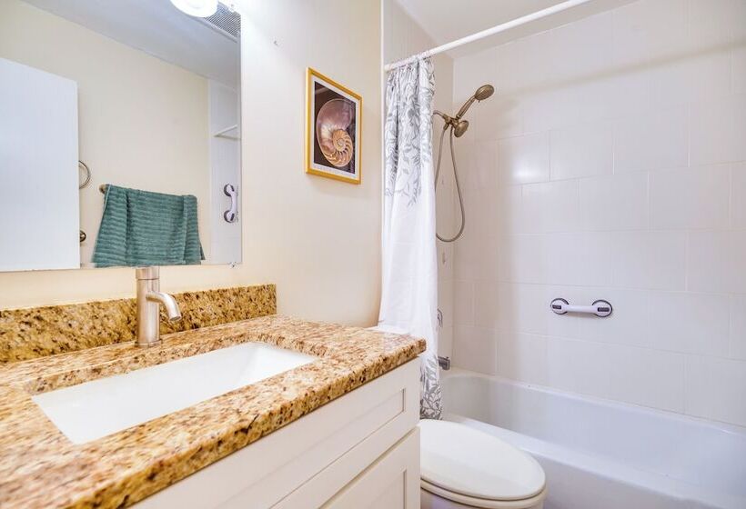 Fort Pierce Home W/ Fenced Yard, Near Beaches