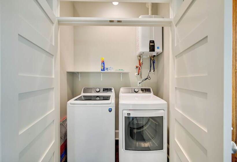 On Site Lake W/ Boat Ramp: Greenwood Retreat!