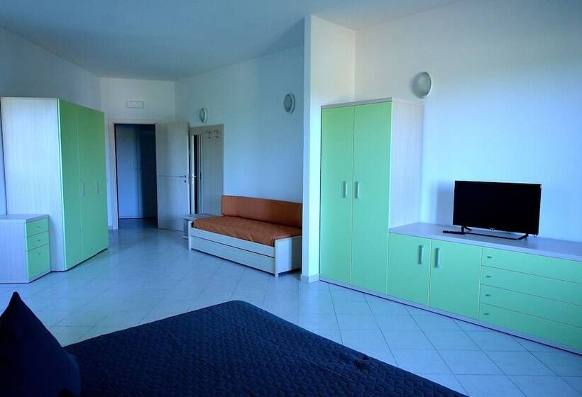 مسافرخانه Residence Leccio