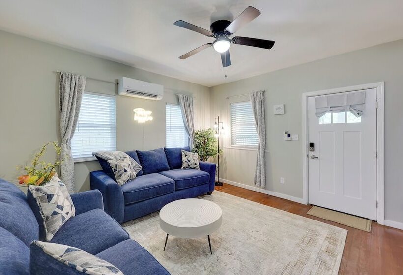 Hot Springs Home W/ Yard, Walk To Bathhouse Row!