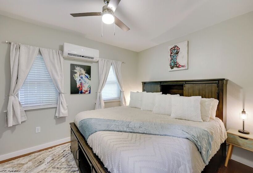 Hot Springs Home W/ Yard, Walk To Bathhouse Row!