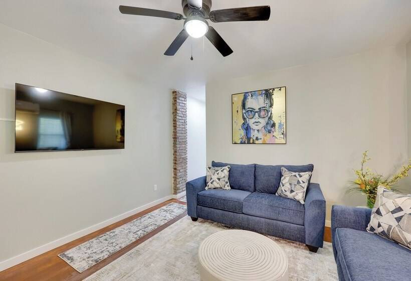 Hot Springs Home W/ Yard, Walk To Bathhouse Row!