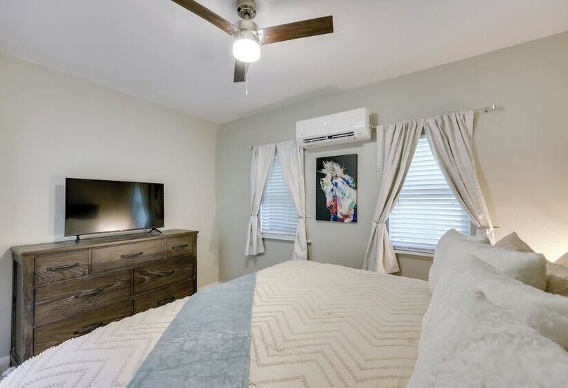 Hot Springs Home W/ Yard, Walk To Bathhouse Row!