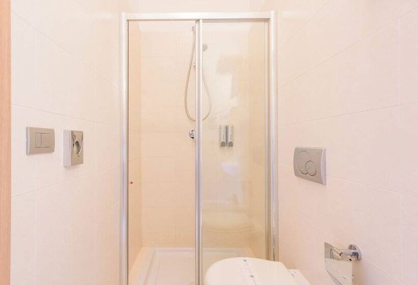 בית מלון כפרי Dimora Lucia