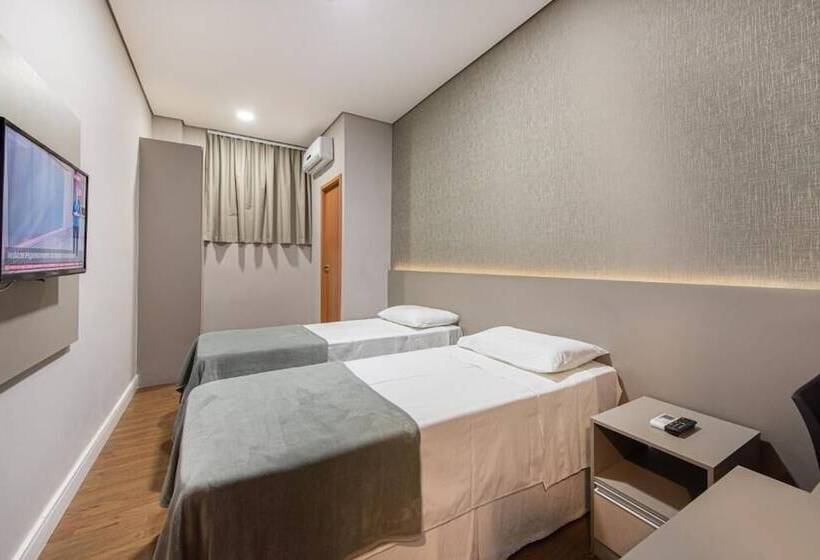 酒店 Florida Mall & Suites