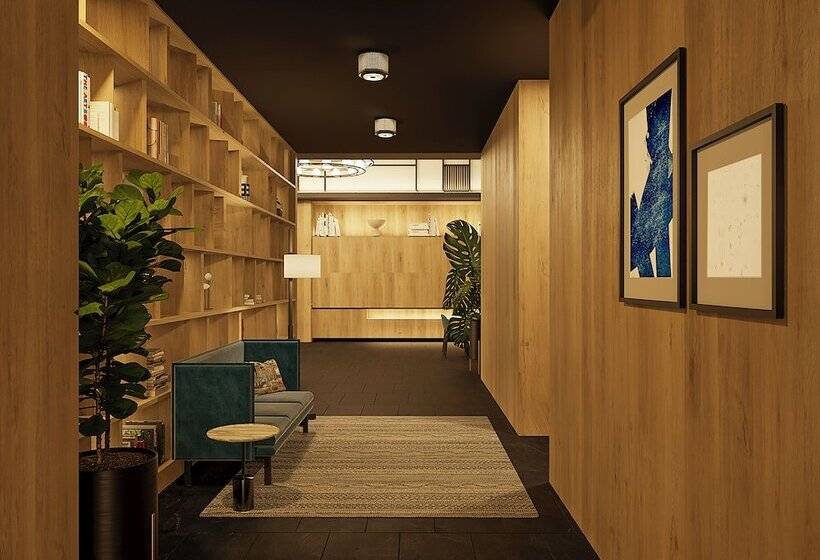 Отель Four Points By Sheraton Barcelona Airport