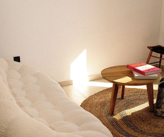 בית מלון כפרי Gazelle Living