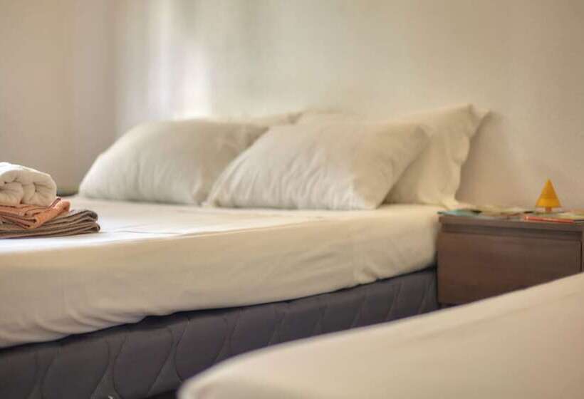 בית מלון כפרי La Voile Bleue