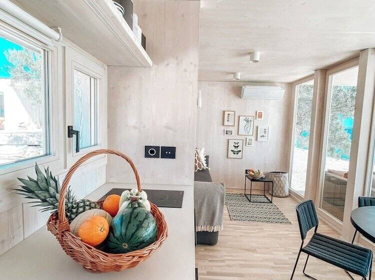 ホテル Oi Concept Village Pag