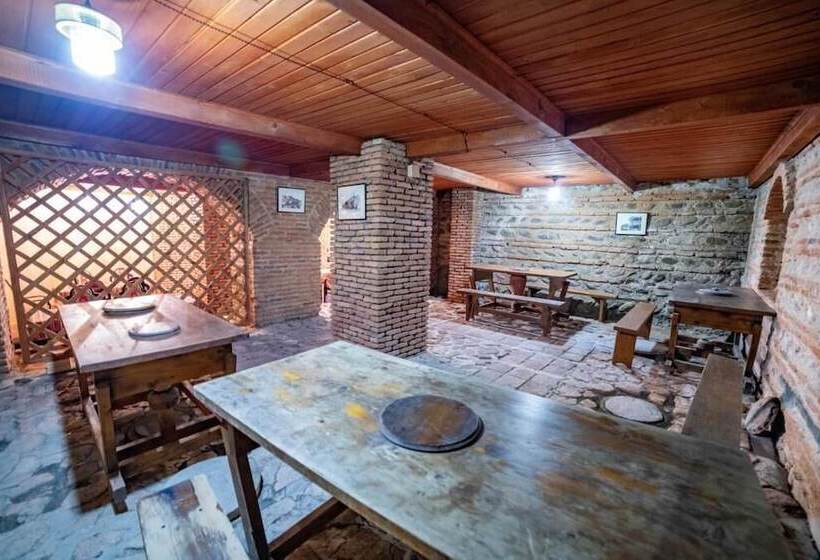 هتل Rcheuli Marani