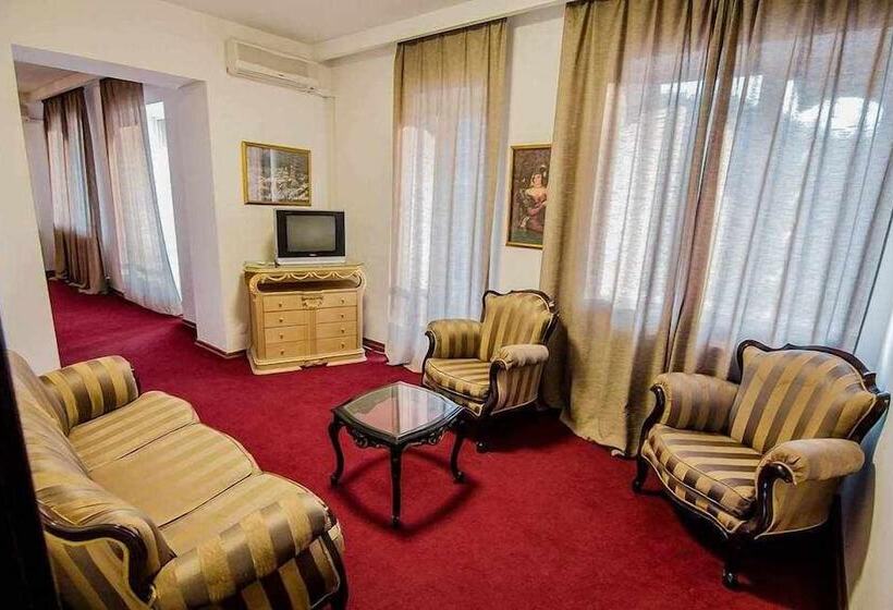 هتل Rcheuli Marani