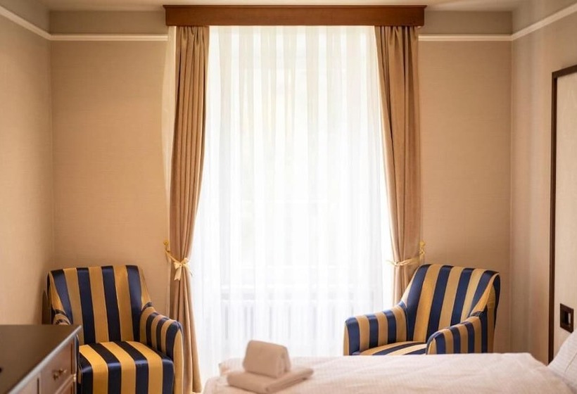 酒店 Scuol Palace Spa & Culture