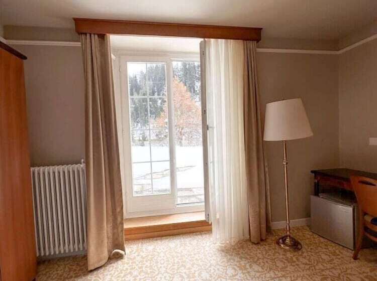 酒店 Scuol Palace Spa & Culture