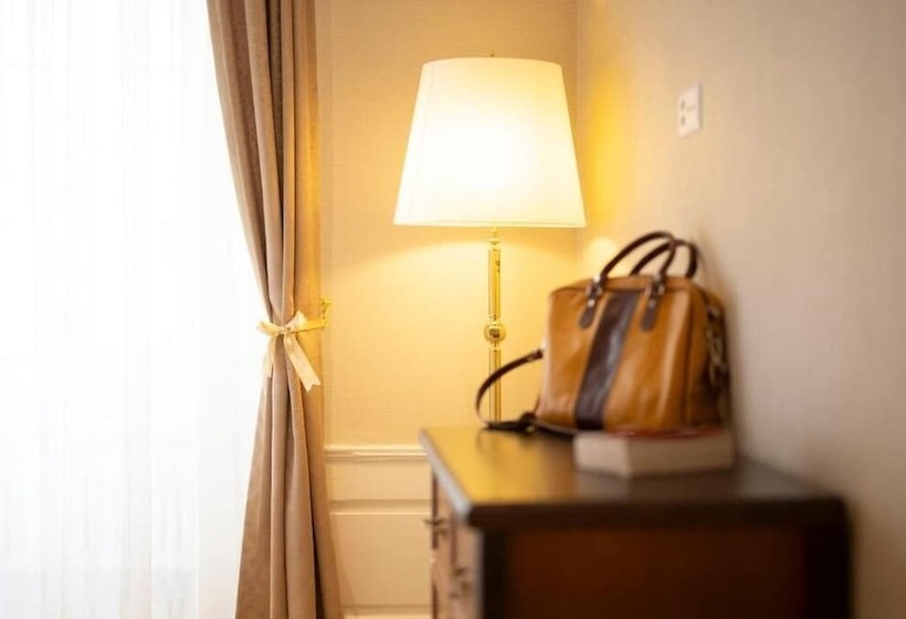 酒店 Scuol Palace Spa & Culture