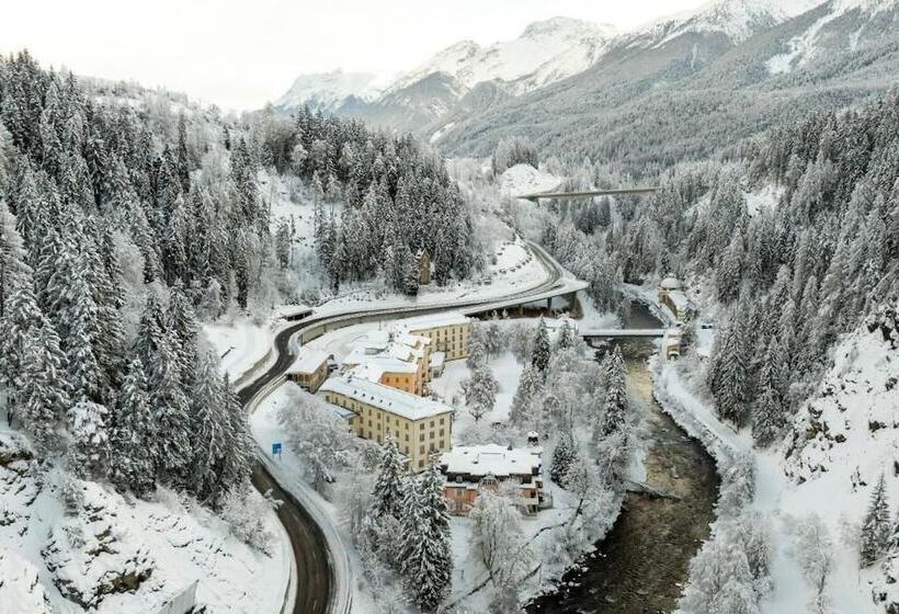 酒店 Scuol Palace Spa & Culture