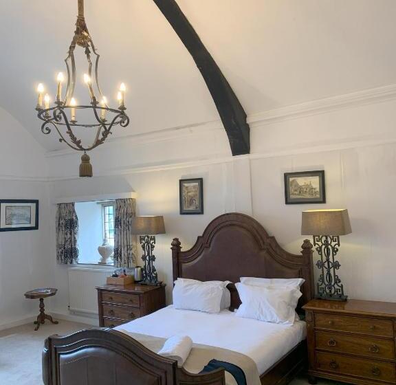 בית מלון כפרי The Crown At Shipton