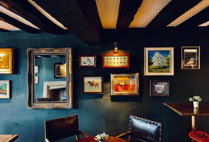 בית מלון כפרי The Crown At Shipton