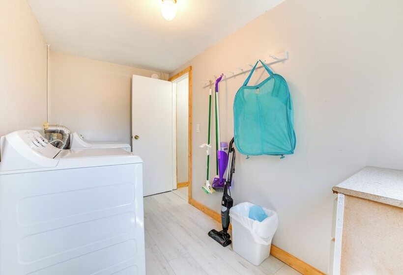 Houghton Lake Cottage W/ Patio: Walk To Waterfront