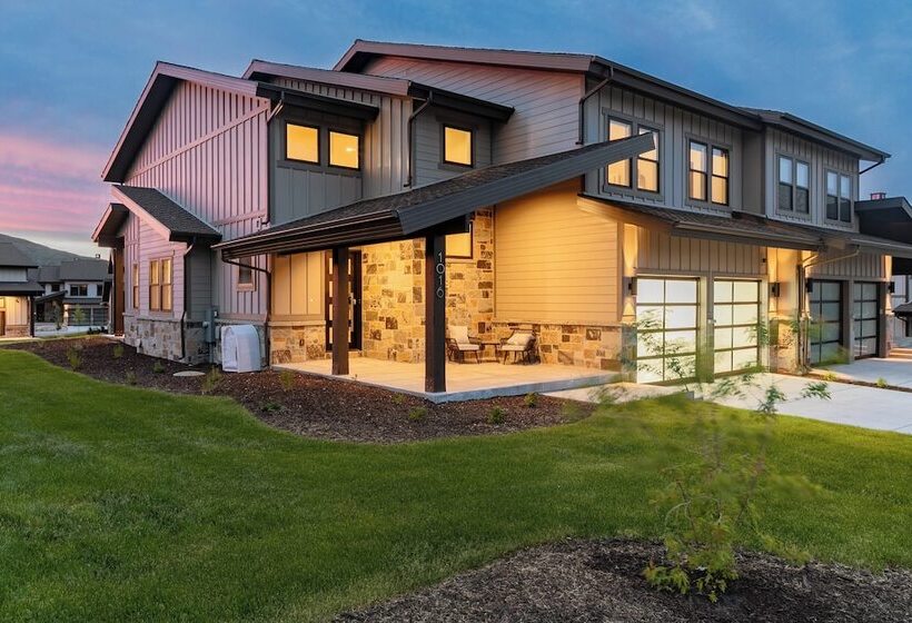 Jordanelle By Avantstay Next To The Reservoir!