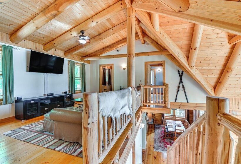 Lakefront Corinth Log Home: Private Dock, Fire Pit