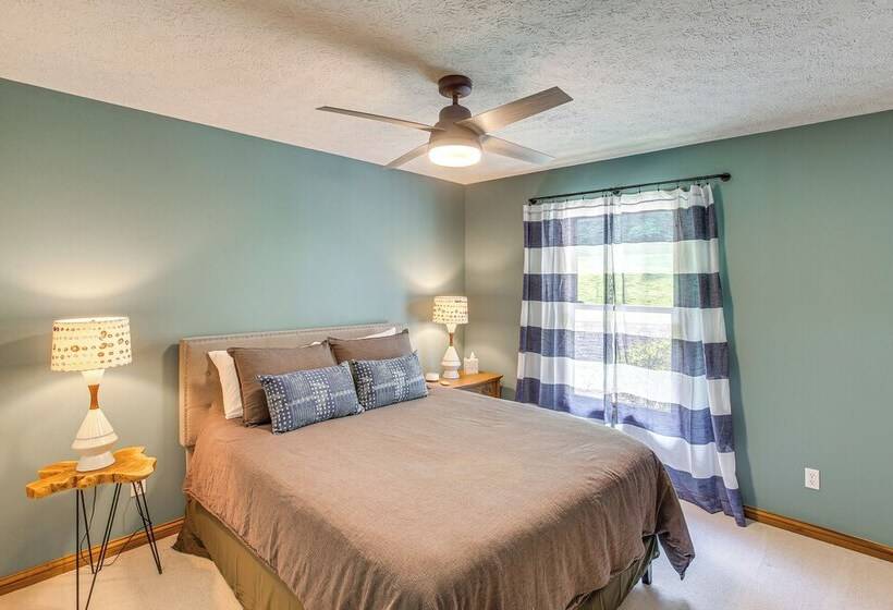 Lakefront Home W/ Deck, Near Mammoth Cave Park!