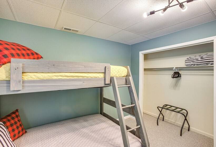 Lakefront Home W/ Deck, Near Mammoth Cave Park!