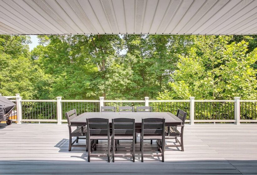 Lakefront Home W/ Deck, Near Mammoth Cave Park!