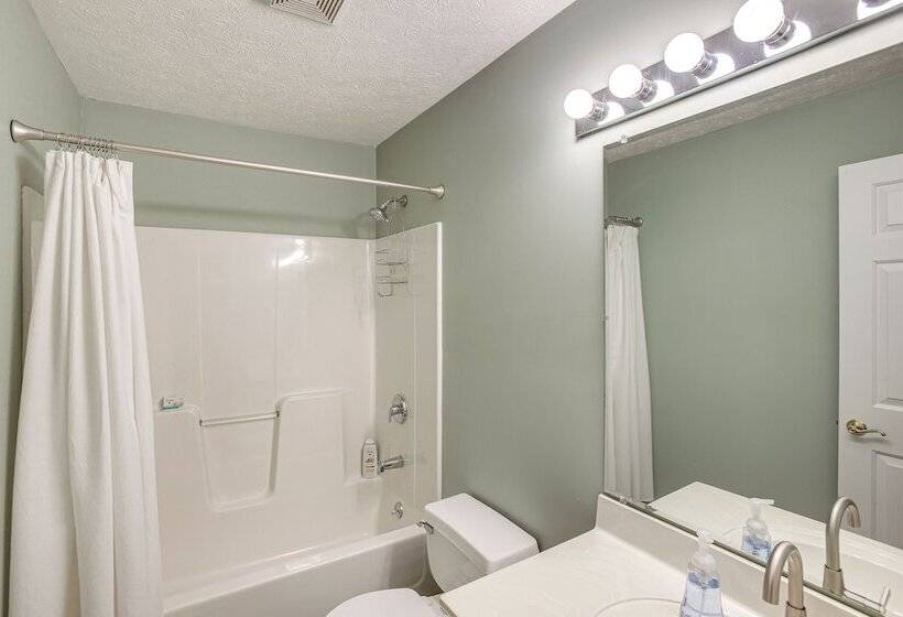 Lakefront Home W/ Deck, Near Mammoth Cave Park!