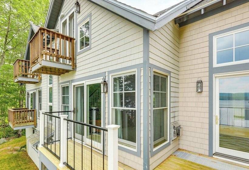 Lakefront New London Retreat W/ Dock & Hot Tub!