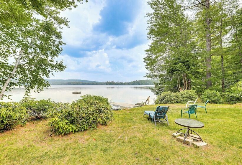 Lakefront New London Retreat W/ Dock & Hot Tub!