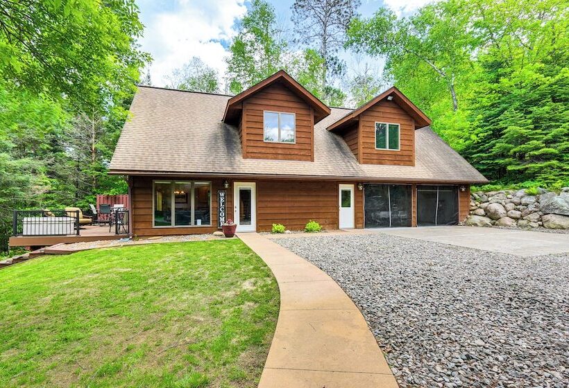 Lakefront Tower Home W/ Shared Dock!