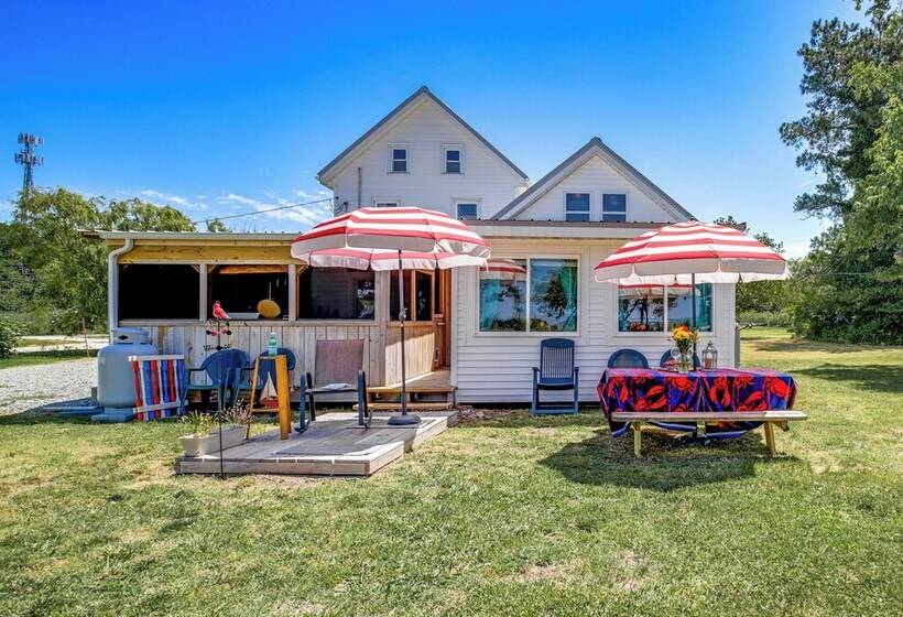 Maryland Retreat: Walk To Bay, Beach & Boat Ramp!