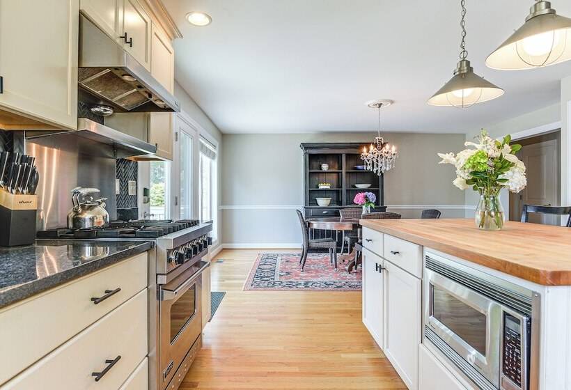 Middle River Retreat W/ 150  Pier: Dogs Welcome!