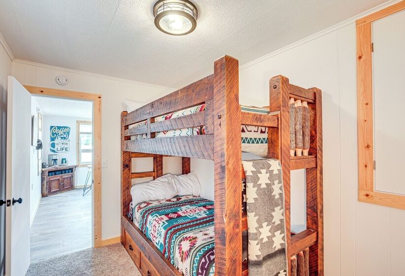 Northwood Tours Escape  W/ Boat Dock Access!