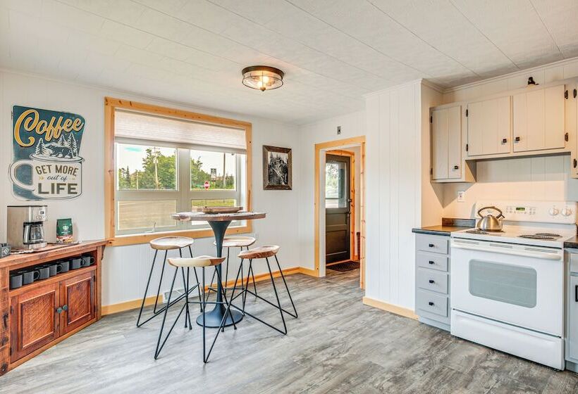 Northwood Tours Escape  W/ Boat Dock Access!