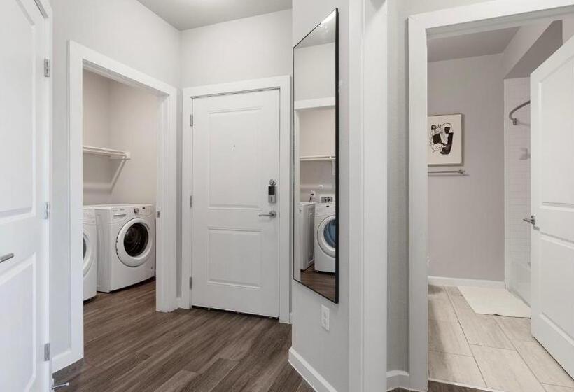 Mission Hill By  Landing