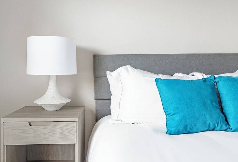 Mission Hill By  Landing